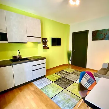 Apartment Tiny Close To Milan-como-malpensa