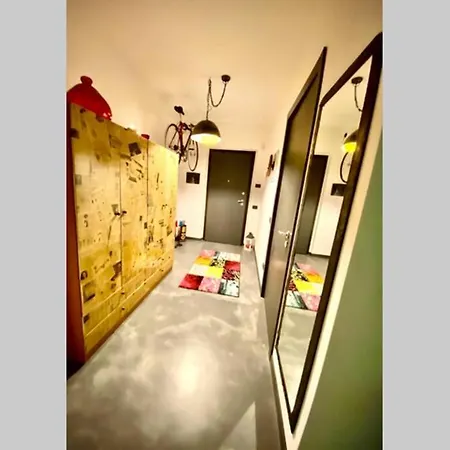 Apartment Tiny Close To Milan-como-malpensa