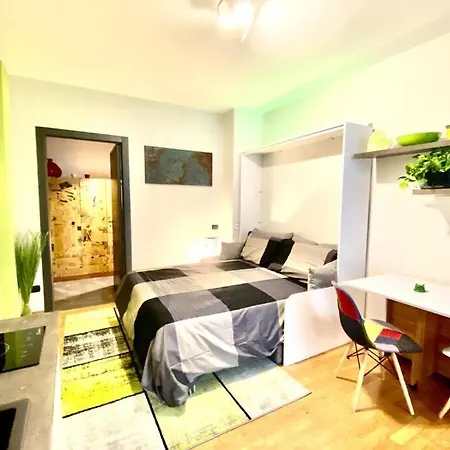 Tiny Close To Milan-como-malpensa Apartment Saronno